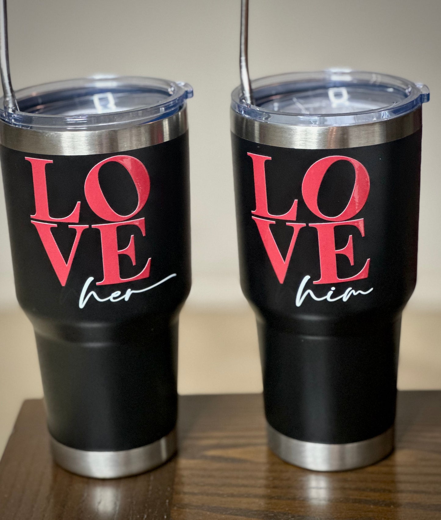 Level Up Tumblers, Reusable Plastic Cold Cups, Stainless Steel Drinkware with Lids & Straws