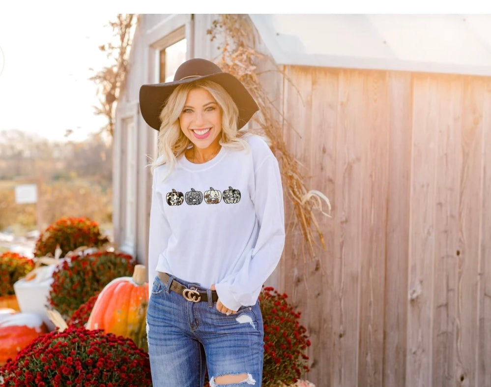 Pumpkin Patch Tee - Keep Prominent Boutique